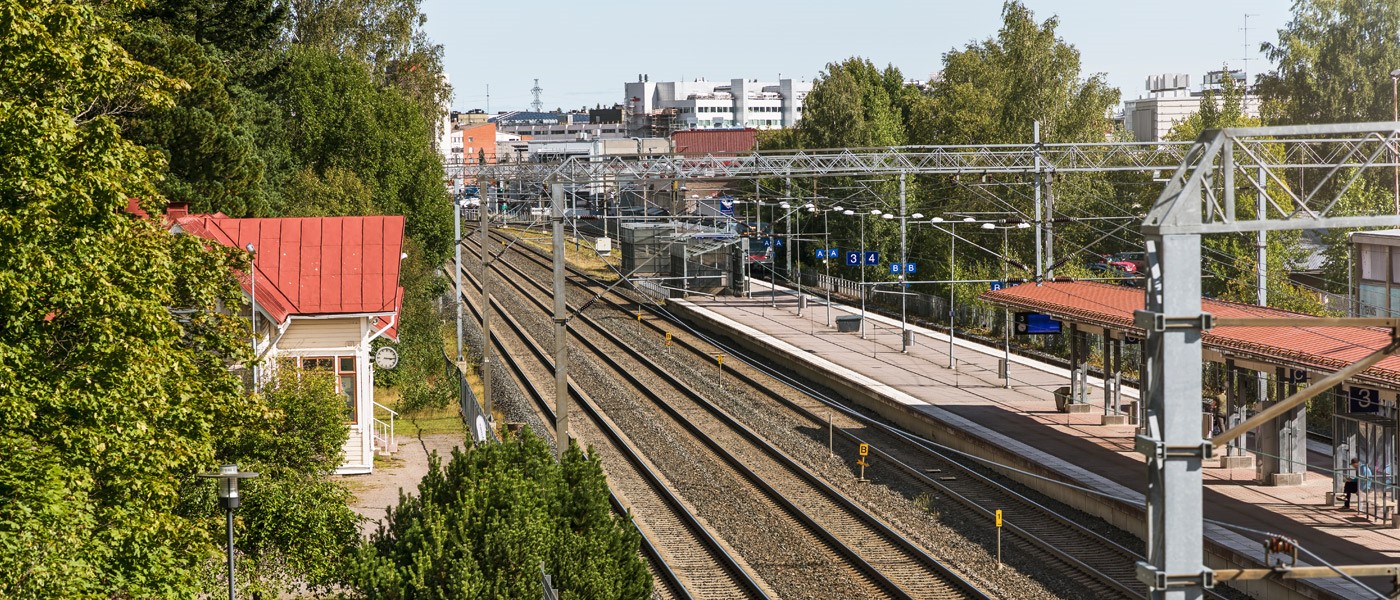 Näkymä Pitäjänmäen juna-asemalle