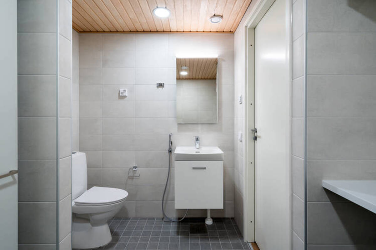 Näkymä Myyrin Tähden asunnon A61 WC:hen