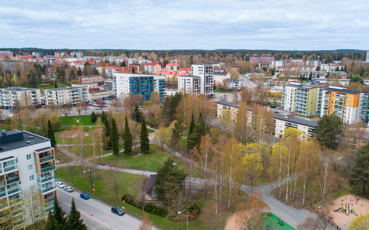 Ilmakuvanäkymä Nokian Poutuntie läheisyydessä sijaitsevasta Poutunpuistosta