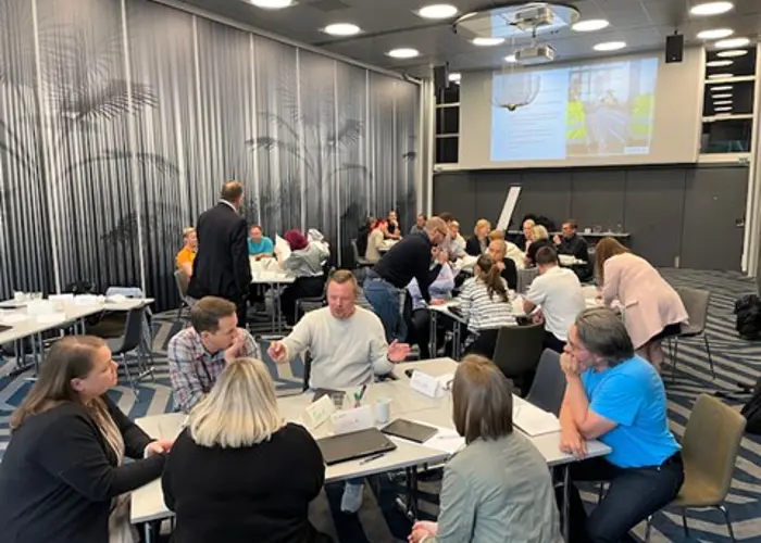 Hankekehittäjien koulutusryhmä kokoontui yhteen