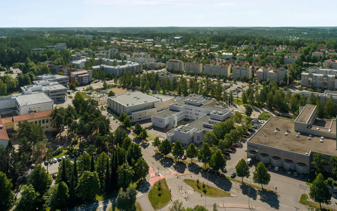 Valokuva kesältä 2025 Lahden Paavolan alueelta Kampuksen alueelta