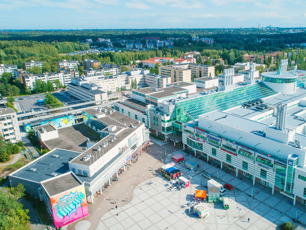 Ilmakuva Vantaan Myyrmäen keskustan torialueesta